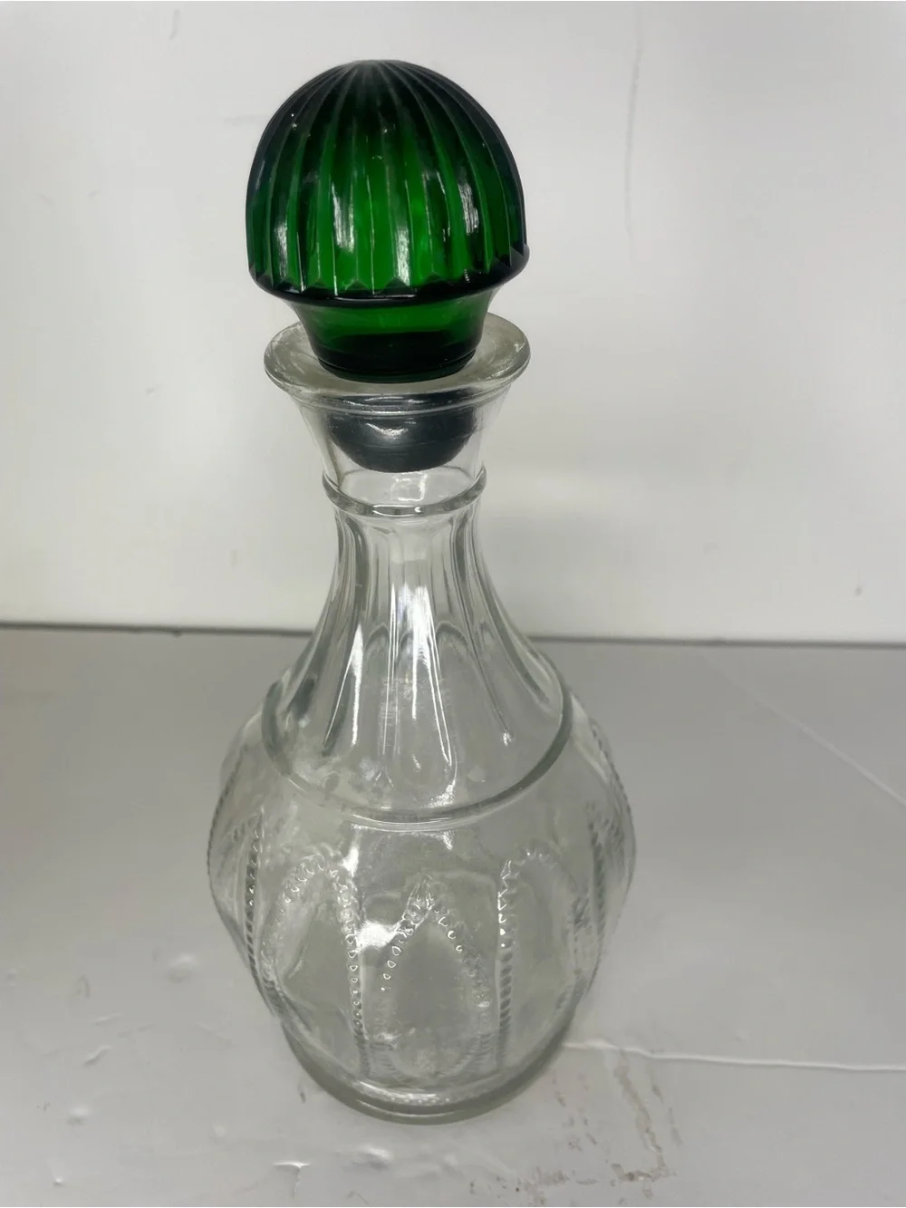 Vintage Avon Glass Decanter Green Stopper Bar Whiskey Bourbon 10.25”